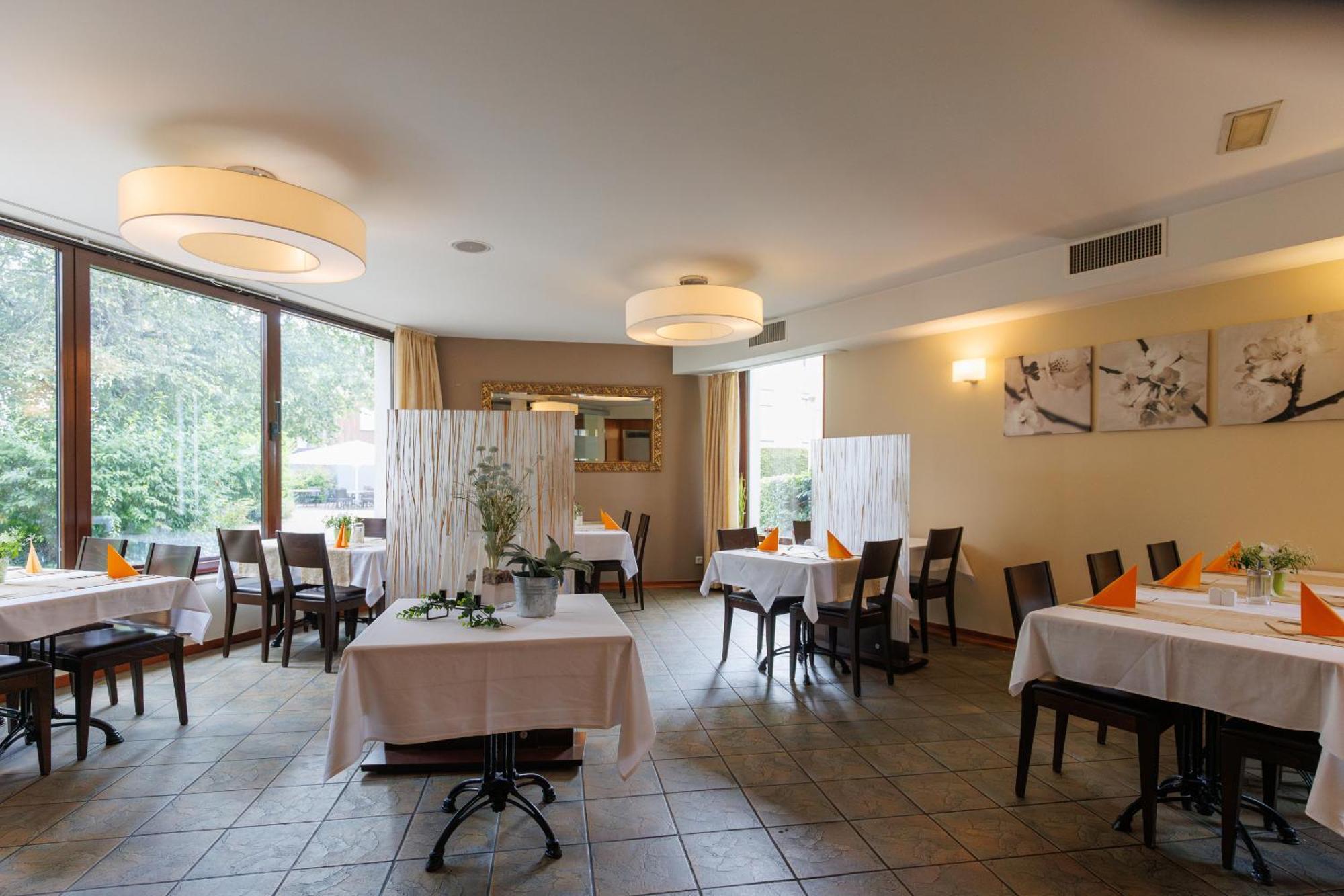 Hotel Restaurant Sonne-Post Murrhardt 외부 사진
